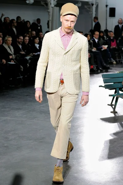 Look 45